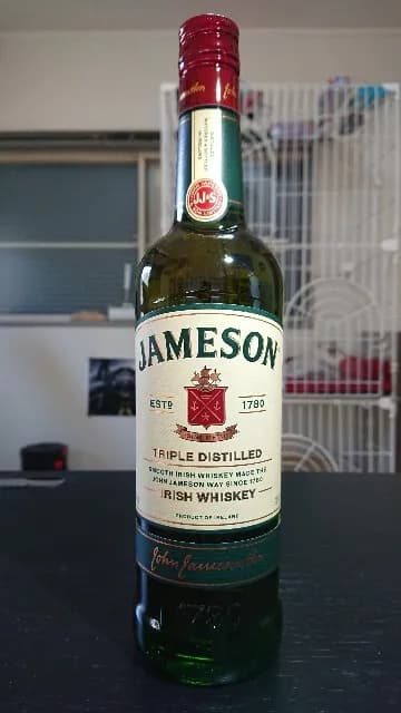 ジェムソン スタンダードの実飲時に撮影した写真(筆者撮影)
