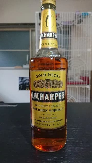 I.W.ハーパー ゴールドメダルの実飲時に撮影した写真(筆者撮影)