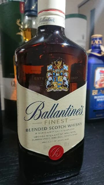 バランタイン ファイネストの実飲時に撮影した写真(筆者撮影)