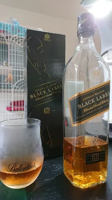 ジョニーウォーカー ブラックラベル12年の実飲時に撮影した写真(筆者撮影)