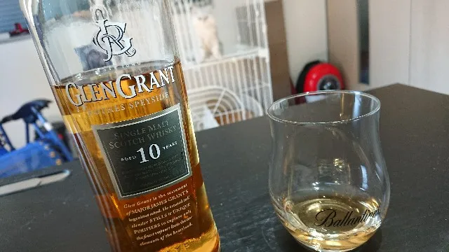 グレングラント10年の実飲時に撮影した写真(筆者撮影)