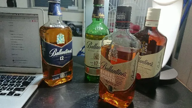バランタイン バレルスムースの実飲時に撮影した写真（筆者撮影）