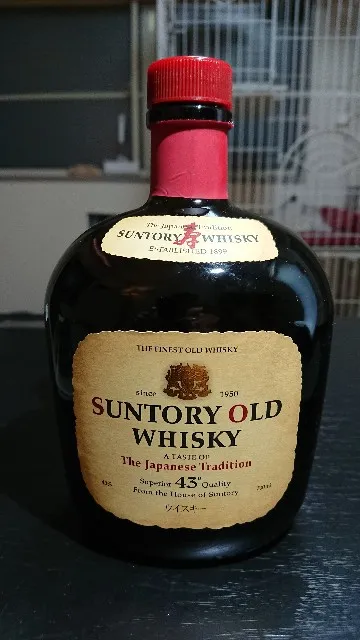 サントリーオールドの実飲時に撮影した写真（筆者撮影）