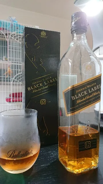ジョニーウォーカー ブラックラベル12年の実飲時に撮影した写真(筆者撮影)